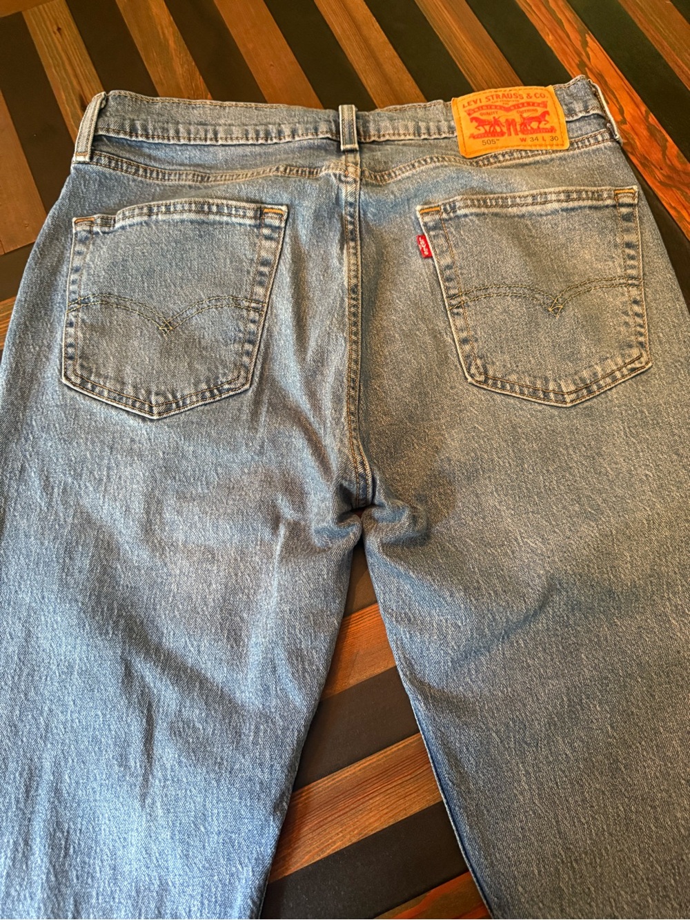 Men’s Levi’s 505 Jeans - Picture 6 of 9